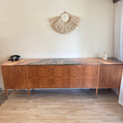 Aparador estilo Mid Century