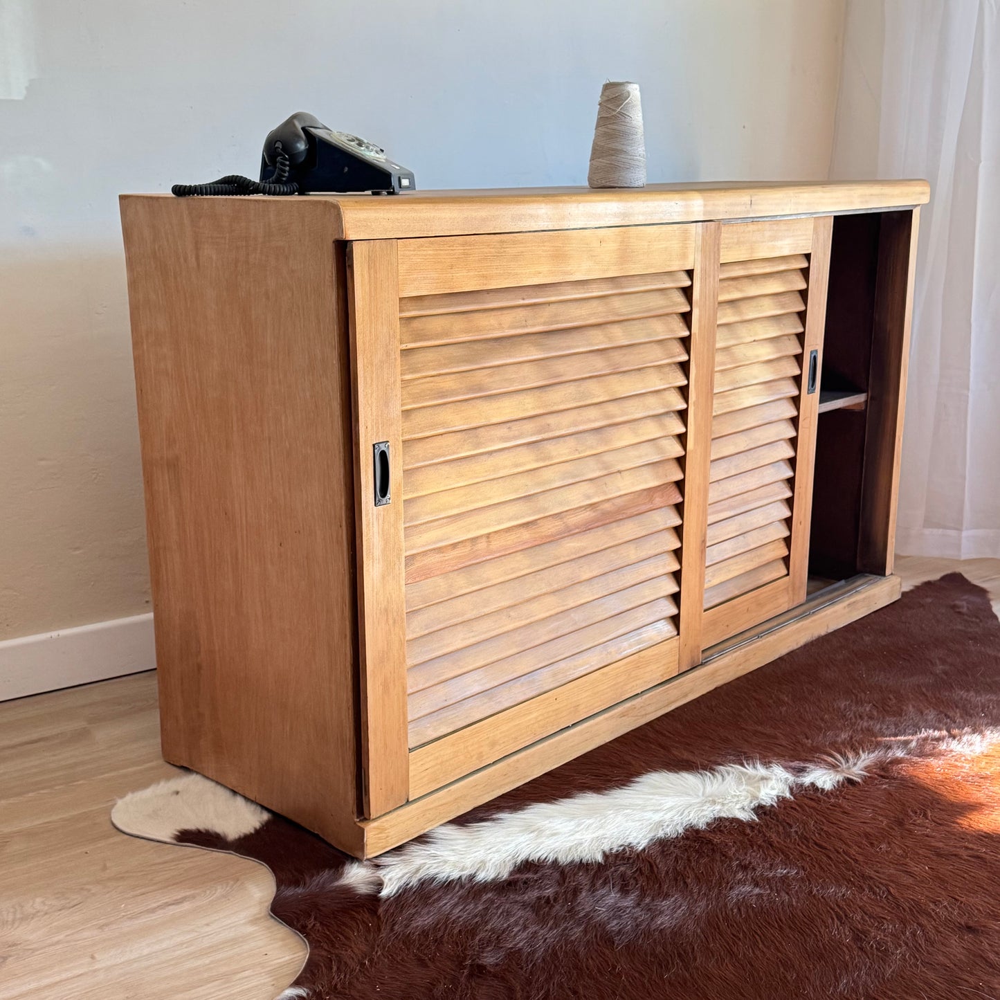 Aparador pino Brasil