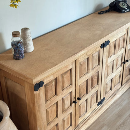 Rack/aparador en madera natural