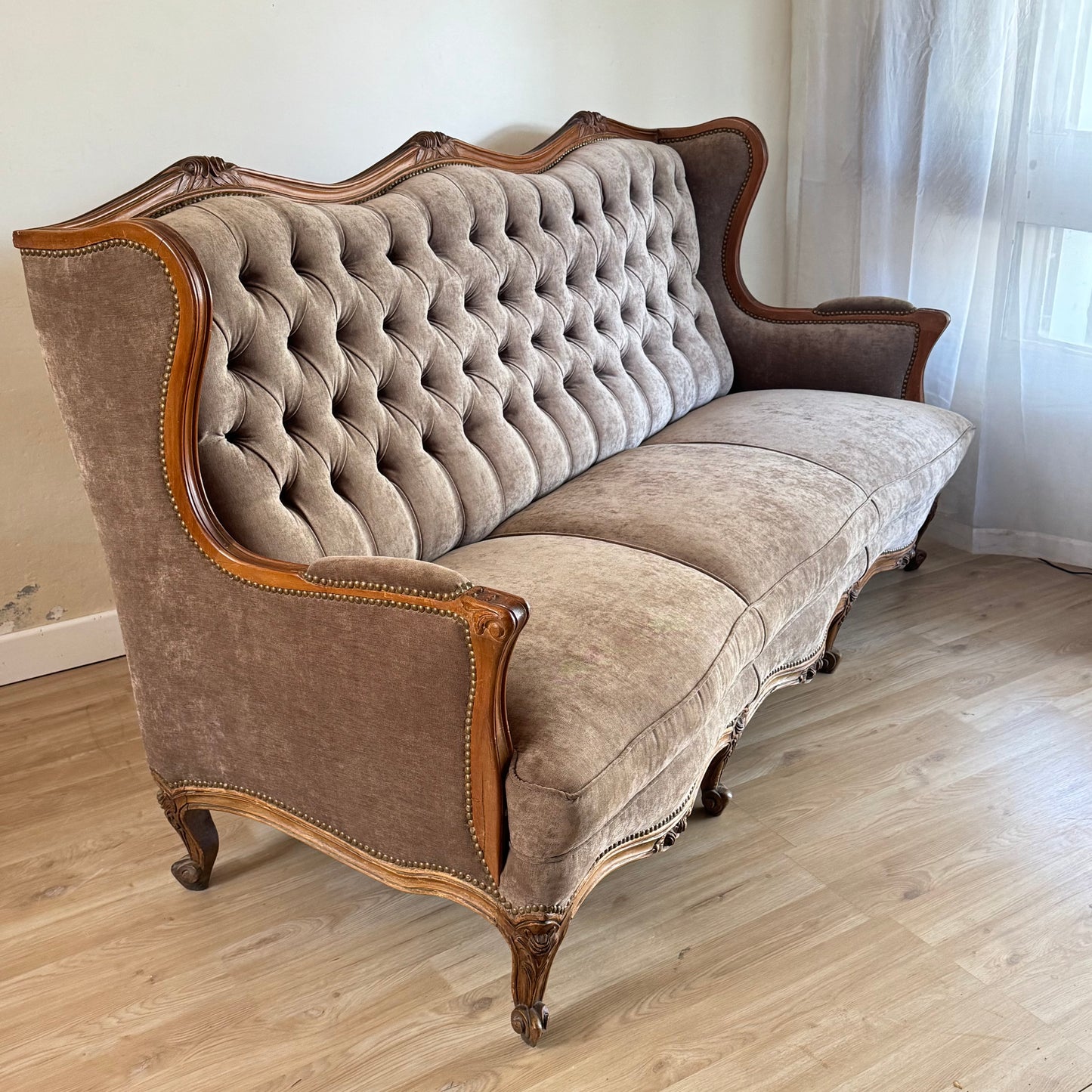 Sillón francés capitoneado