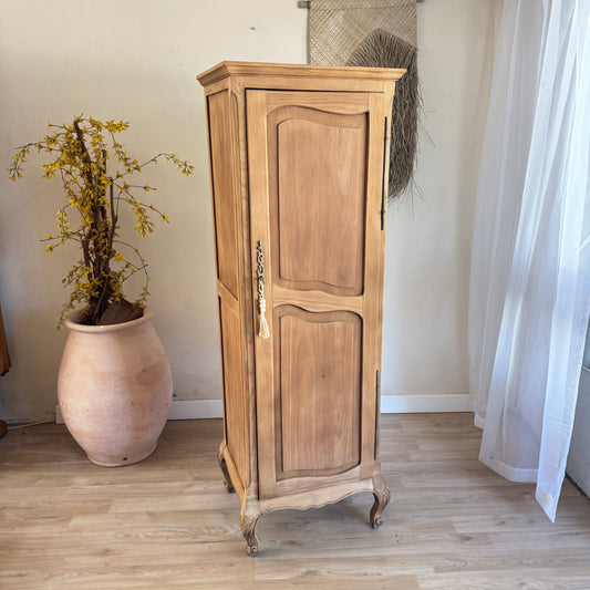 Ropero alacena provenzal