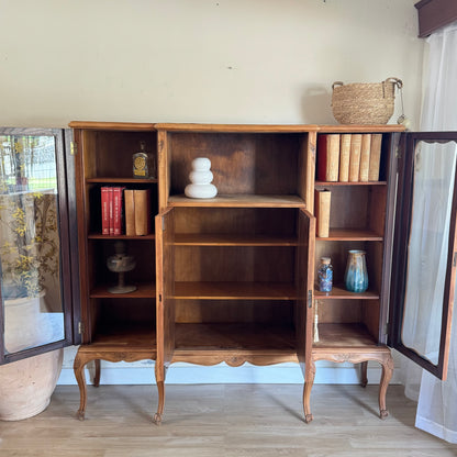 BIblioteca estilo francés