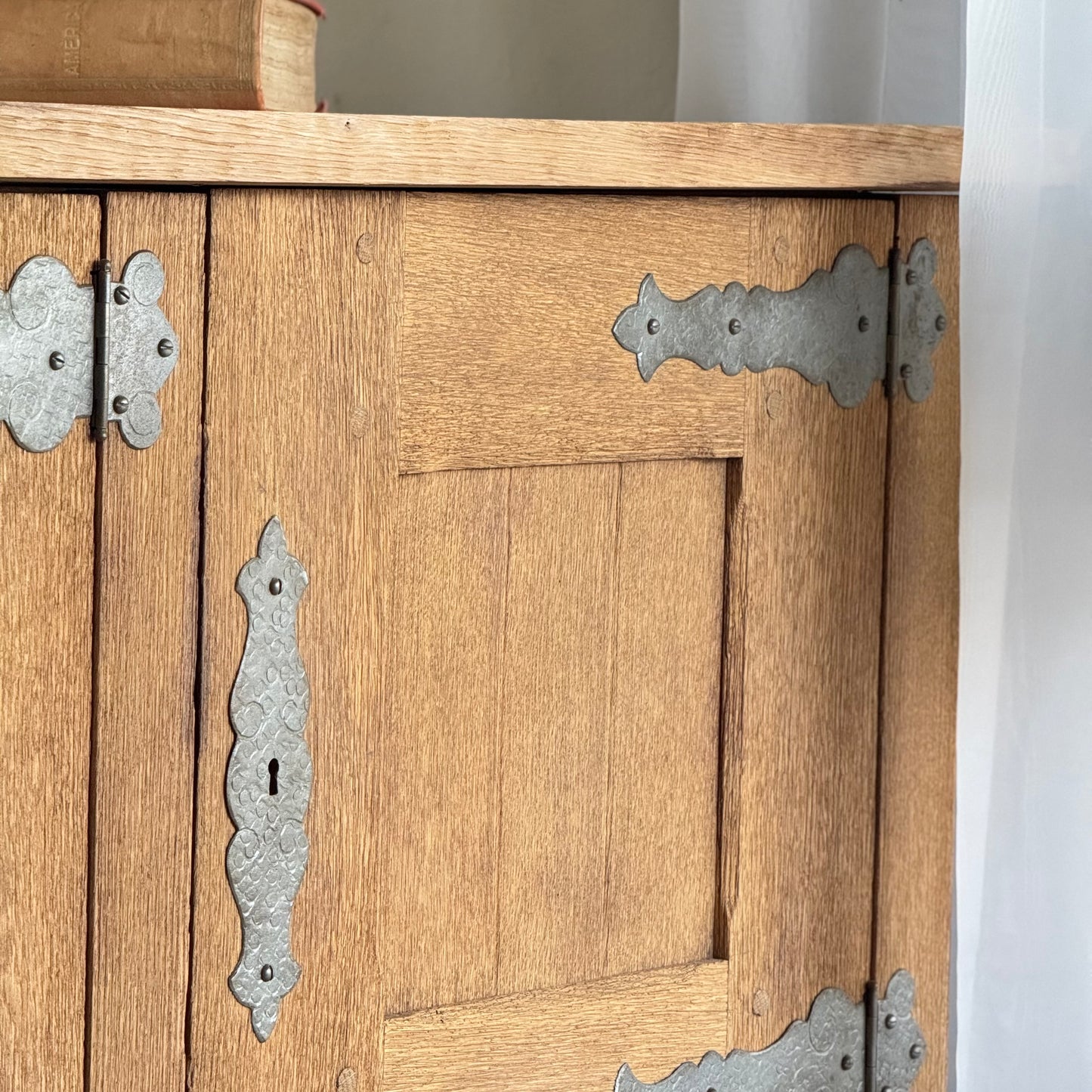 Aparador - Roble 2”