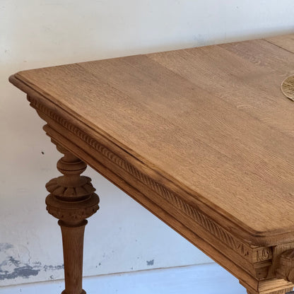 Mesa en roble macizo