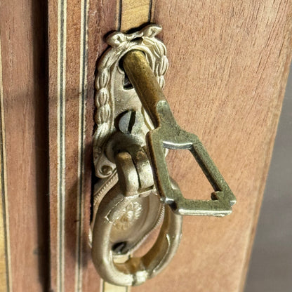 Biblioteca en cedro