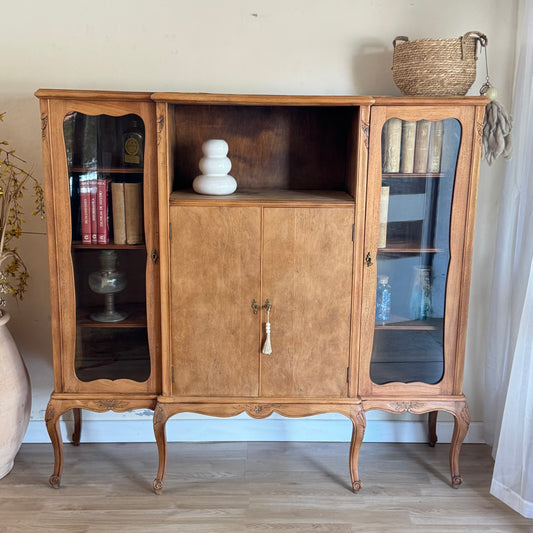 BIblioteca estilo francés