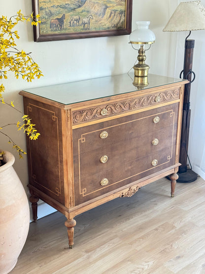 Cómoda Luis XVI