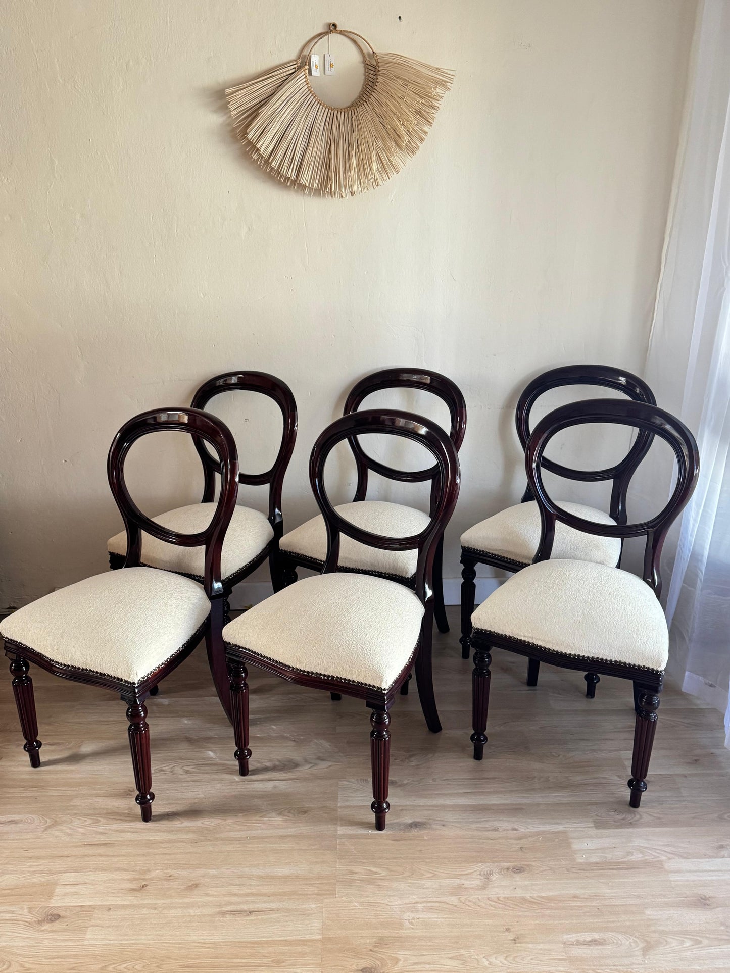 Juego de comedor victoriano