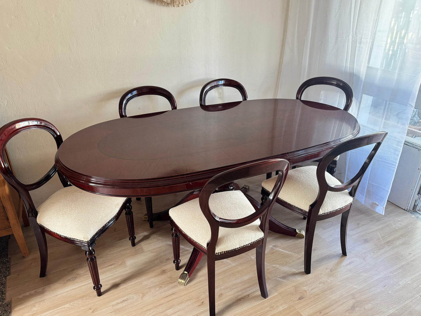 Juego de comedor victoriano