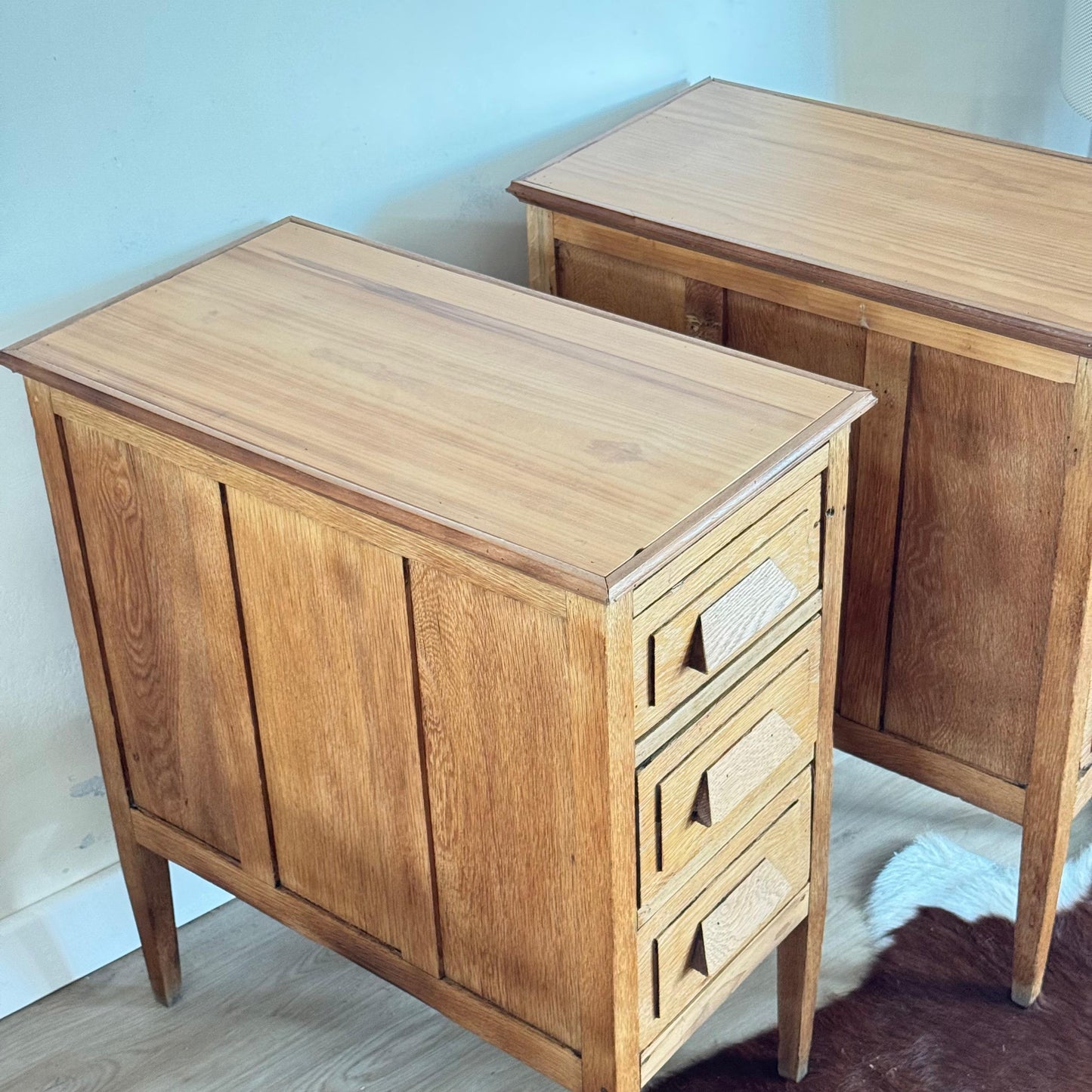 Cajoneras  en roble y pino Brasil