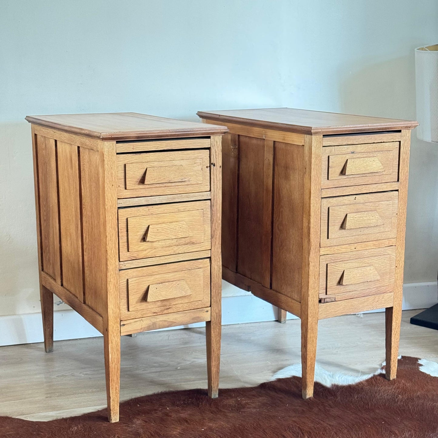 Cajoneras  en roble y pino Brasil