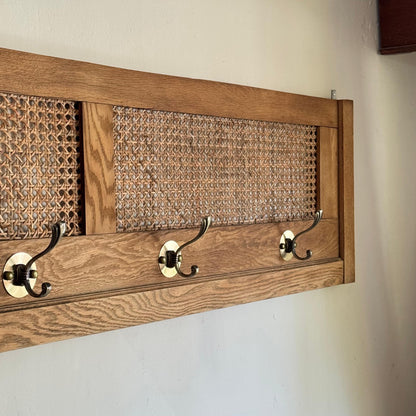 Perchero en Roble-Esterilla